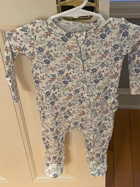 NWT Angel Dear Bamboo Floral Zipper Footie Pajama